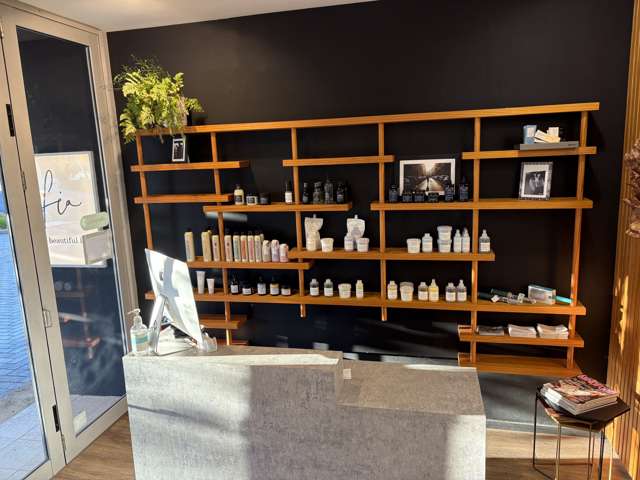 6 Middle Road Havelock North_3