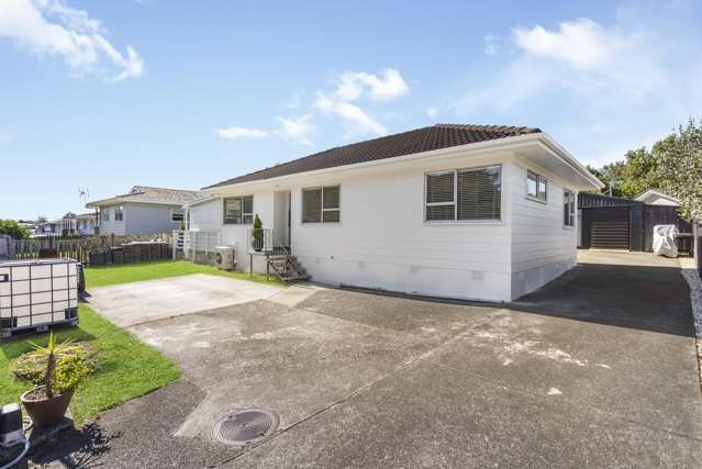 53 Te Irirangi Drive Clover Park_1