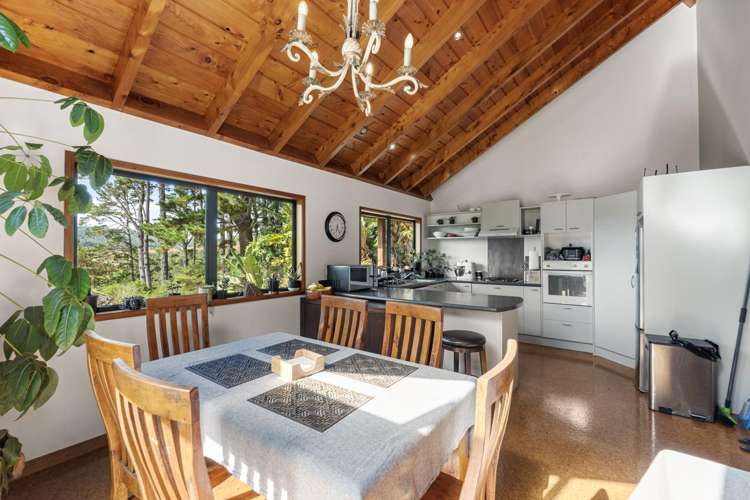 58 Bethells Road Waitakere_12