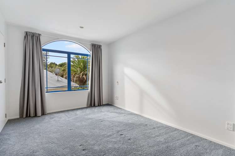 2/215 Main Highway Ellerslie_8