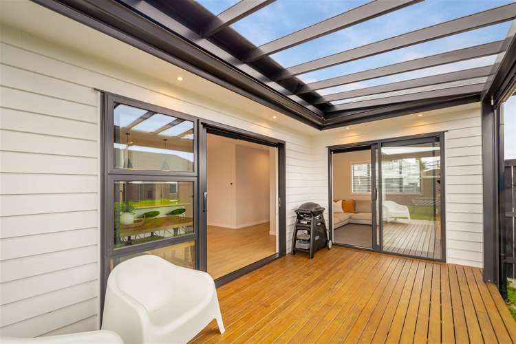 43 Siren Street Wainui_19