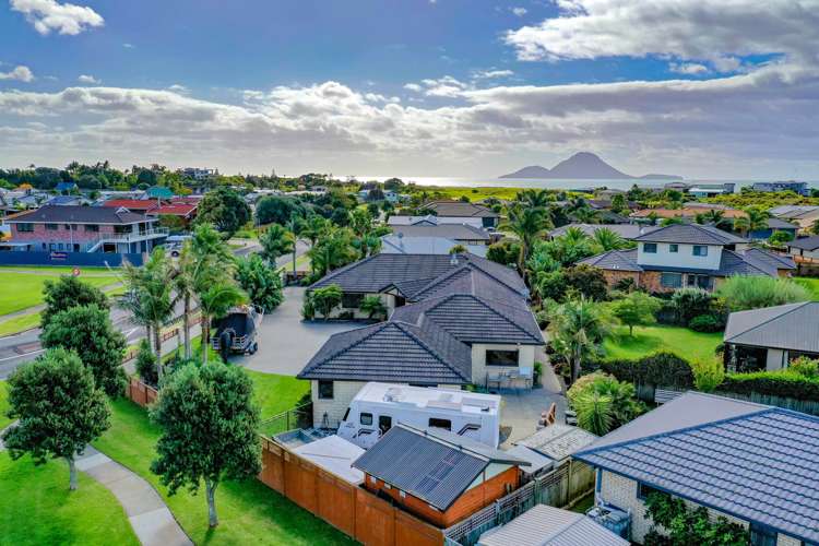 2 Ohuirehe Road Coastlands_34