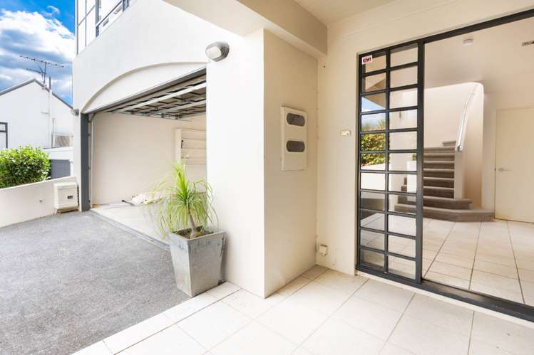 2/40 Ngaiwi Street Orakei_1