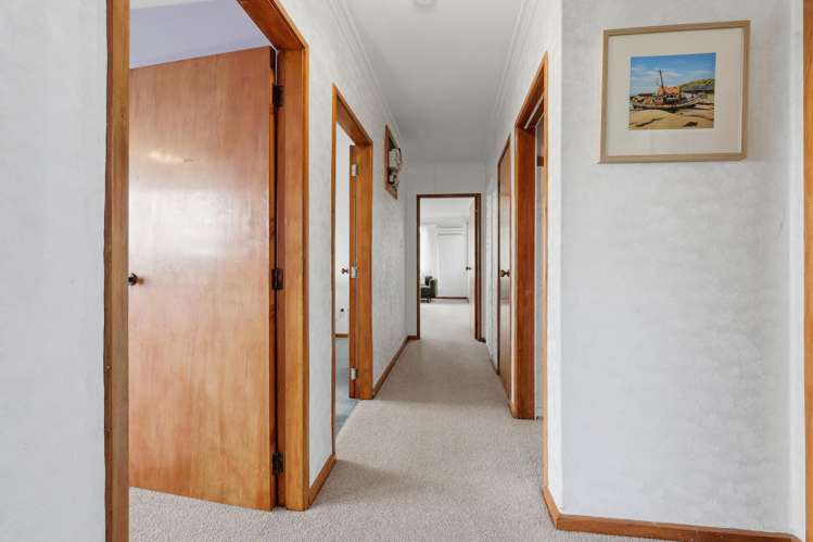 35 Columba Avenue Calton Hill_11