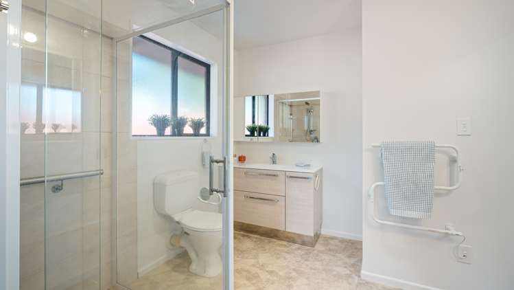 2/88 Colombo Street Beckenham_9