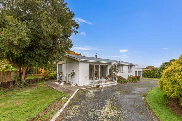 9 Dale Crescent Gore Surrounds_2