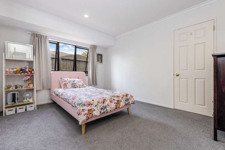 7 Crannich Place Wattle Downs_11