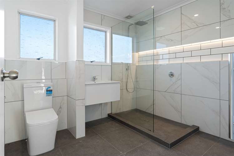 5 Harrys Place Kawakawa_15