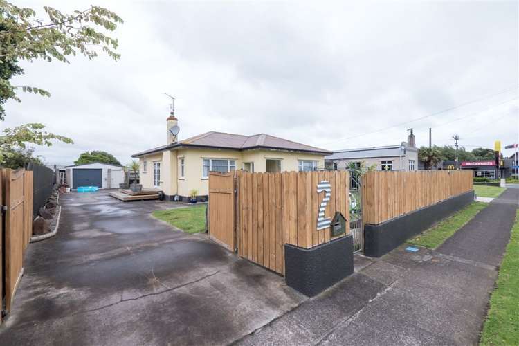 2 Collins Street Hawera_14