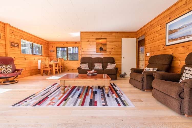 143 Woodlands Park Road Titirangi_5