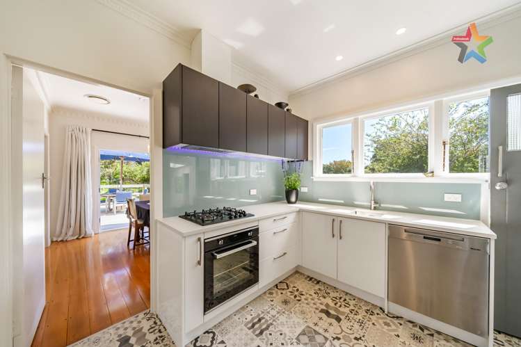 51 Rossiter Avenue Waterloo_4