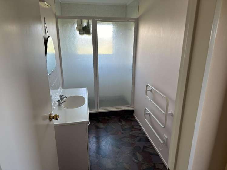 44 Otaraoa Road Waitara_14