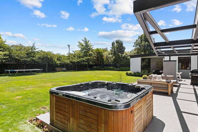 7 Carnaby Close Saint Albans_38