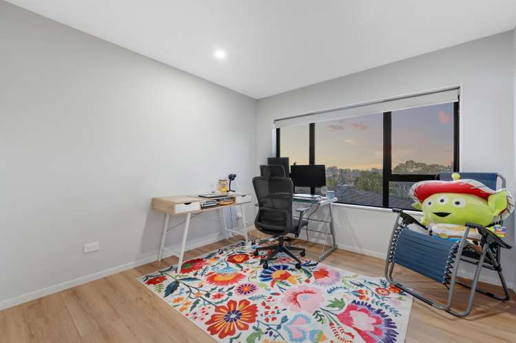 43D Mirrabooka Avenue Botany Downs_9