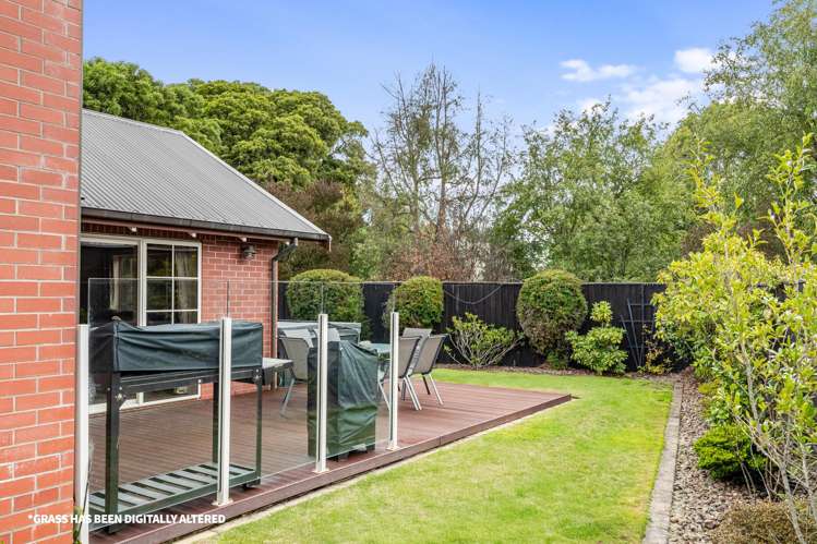 9 Strathmore Gardens Burwood_6