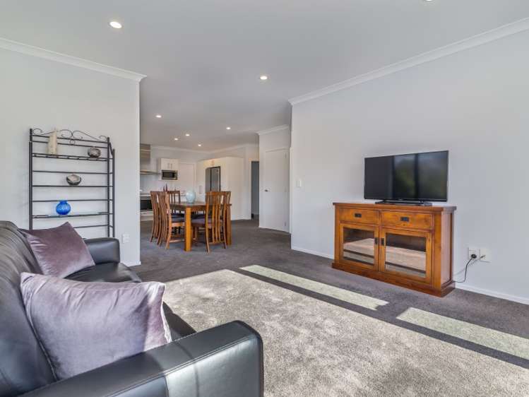 36 Kurth Crescent Silverstream_8