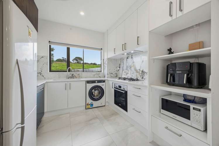 33A Crestview Rise Papakura_6