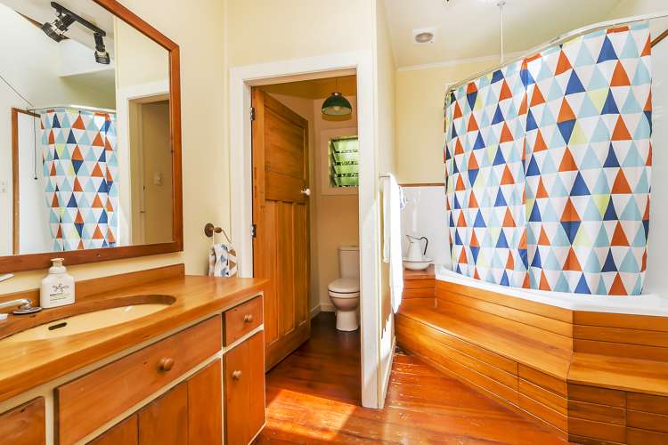 209 Marine Parade Seatoun_12