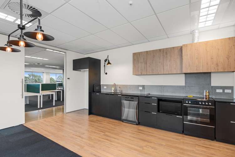 5 Sir William Pickering Drive Burnside_13