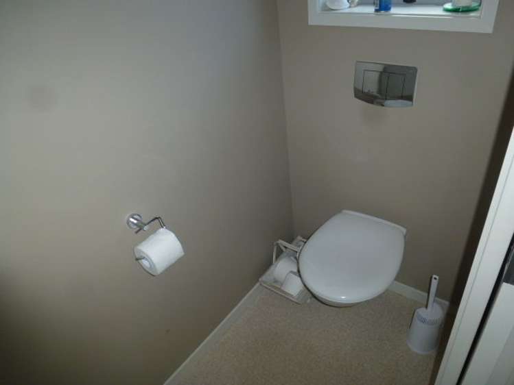 212 Ocean Road Whangamata_19