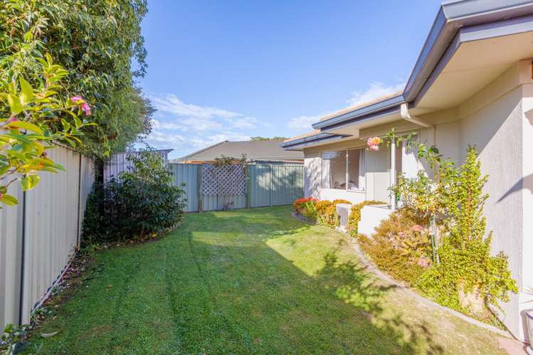 11a Cheval Place Taradale_16