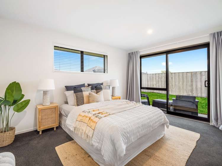 160 Faringdon Boulevard Rolleston_15