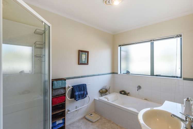 95 Cedar Drive Paraparaumu Beach_16
