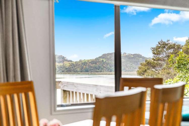 64 Ridge Road Mahurangi East_11