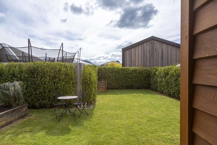 23 Lauder Street Dalefield/Wakatipu Basin_15