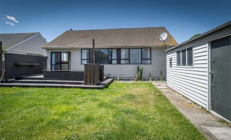 18 De Havilland Street Hornby_0