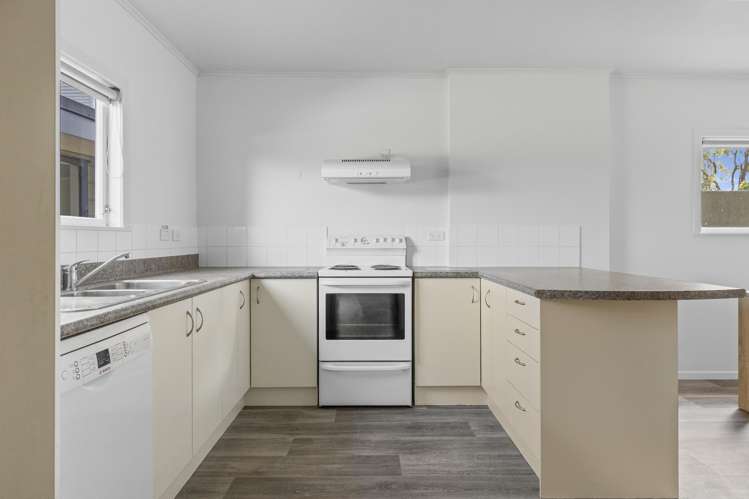 23 Taupo View Road Central_16