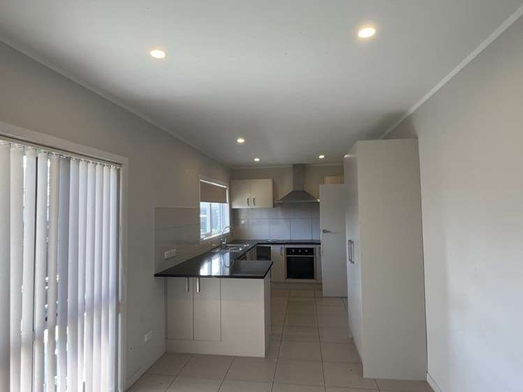 2/30 Calvert Ave Mangere East_2