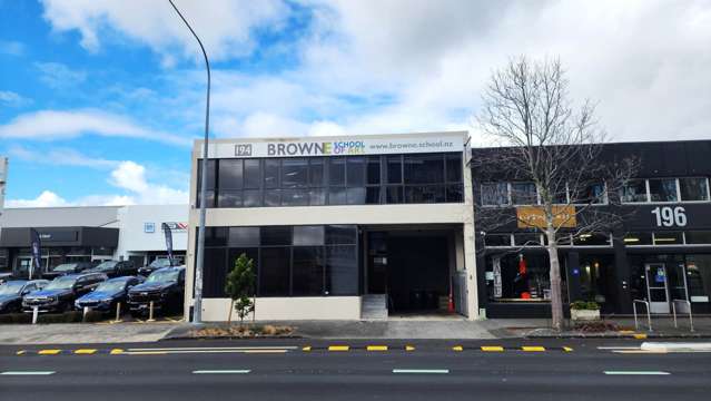 HIGH EXPOSURE GREAT NORTH ROAD RETAIL