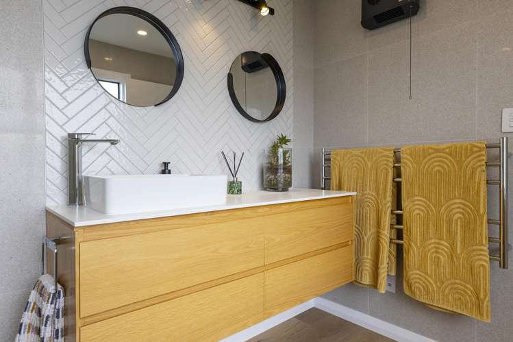 78 Rokino Road Hilltop_19