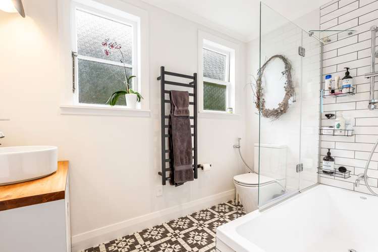 73 Sunshine Avenue Karori_14