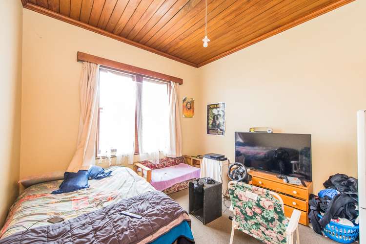 38 Russell Street Marton_11