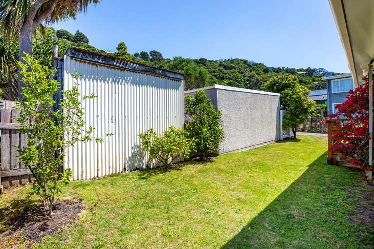 176A Queens Drive Lyall Bay_11