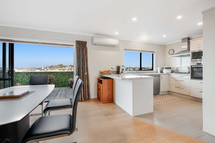 16 Seamount Drive Red Beach_13