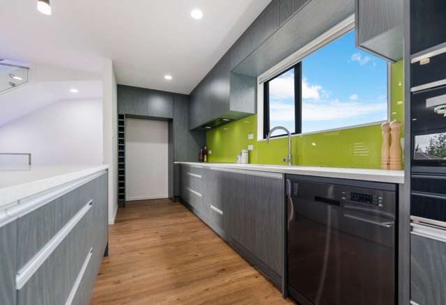 2/127 Stoddard Road Mt Roskill_4