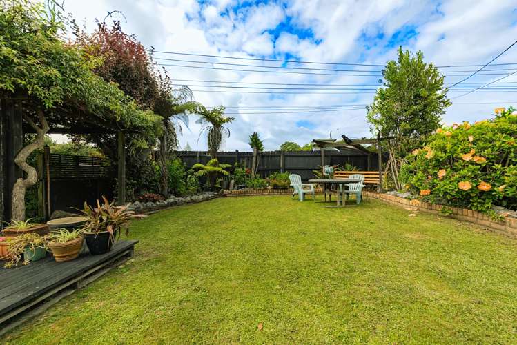 15 Bethells Road Waitakere_23