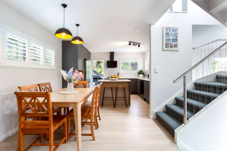 7a Stitchbird Close Murrays Bay_10