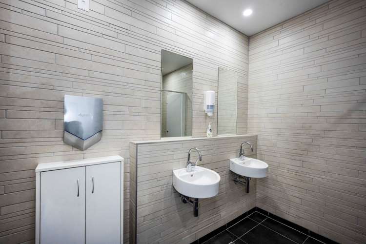 Unit E/86 Plunket Avenue Manukau_6