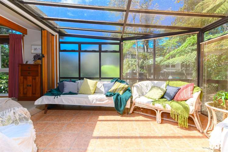 122 Scenic Drive Titirangi_19