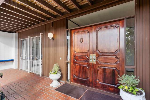 18 Surville Place Mairangi Bay_2