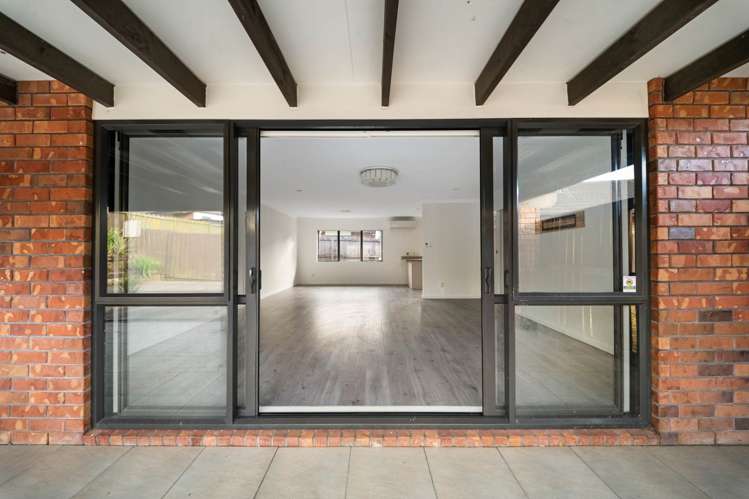 8 Carisbrook Crescent Papakura_7