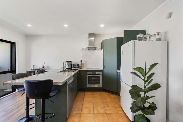 15/18 Airborne Road Rosedale_9