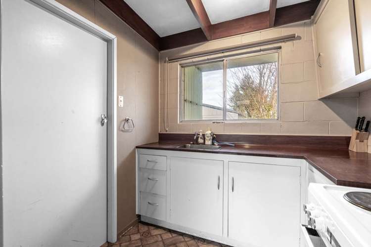 2/50 Fulton Street Gladstone_6