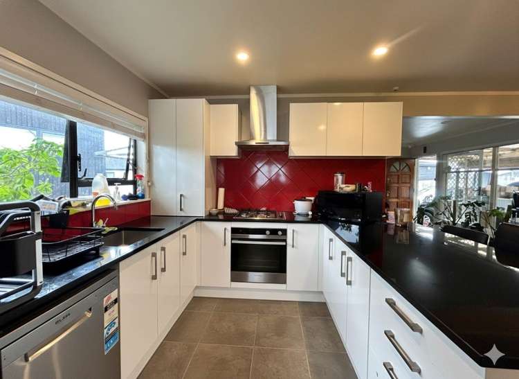 183 White Swan Road Mt Roskill_5