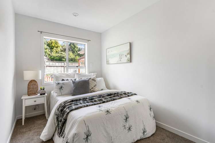 16 Dunraven Place Torbay_19