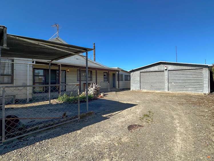 128 Muller Road_2